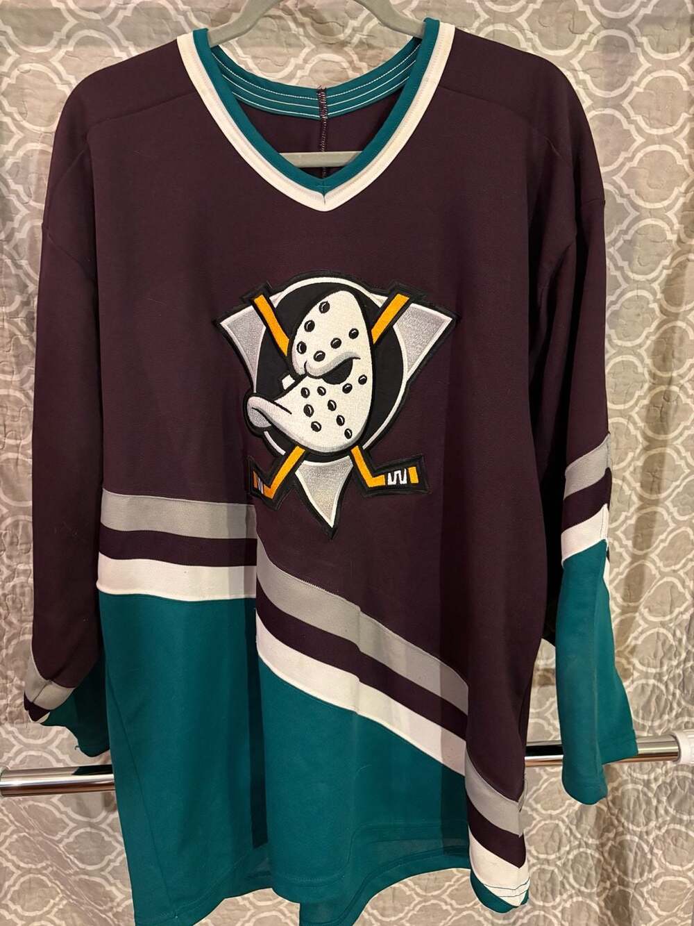 Vintage CCM Mighty Ducks of Anaheim Hockey Jersey Size XL